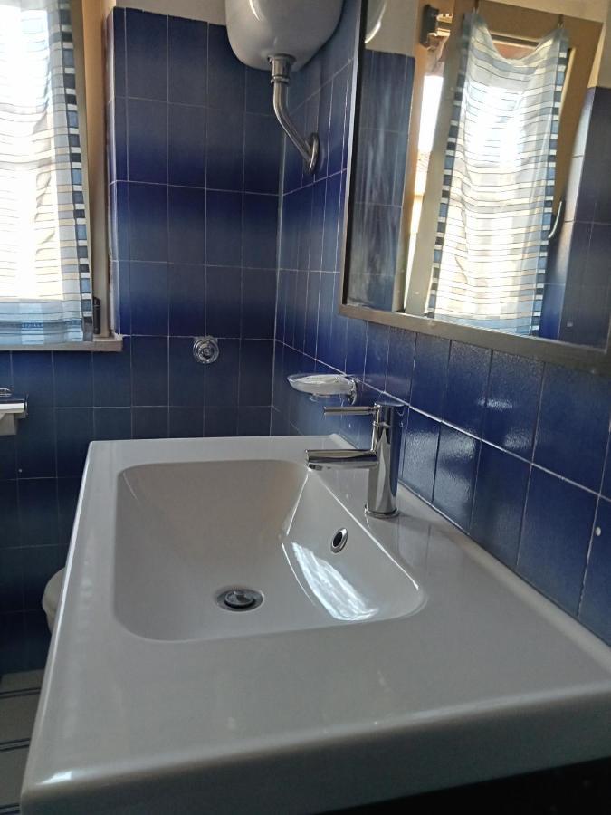 Casa Sofia - Appartamento Con Parcheggio Riservato แตร์นี ภายนอก รูปภาพ