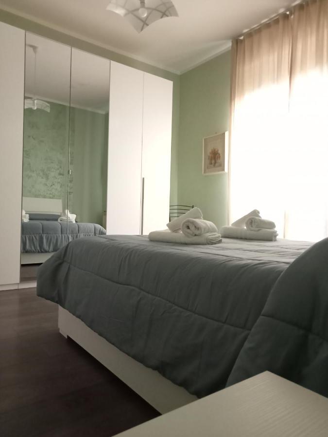 Casa Sofia - Appartamento Con Parcheggio Riservato แตร์นี ภายนอก รูปภาพ