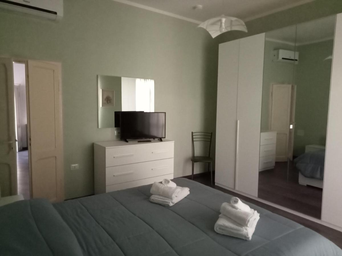 Casa Sofia - Appartamento Con Parcheggio Riservato แตร์นี ภายนอก รูปภาพ